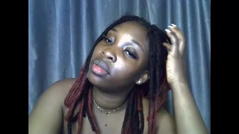 Snapshot of freaky_brula chatting on 10-26-25, 08:26 freaky brula online show from 10-26-25, 08:26