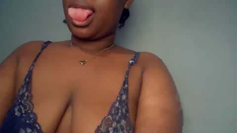 freaky slut5 online show from 02-19-26, 05:25