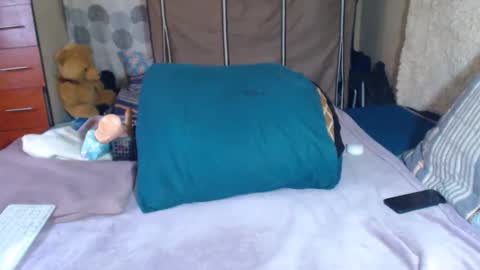 Mandy online show from 12-18-25, 10:54