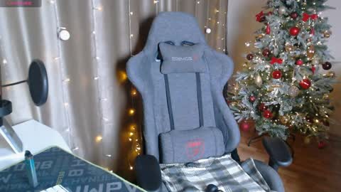 Snapshot of frechemolly chatting on 01-15-25, 05:05 Margo online show from 01-15-25, 05:05