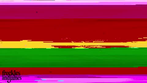 Snapshot of frecklesandjames chatting on 09-30-25, 05:40 frecklesandjames online show from 09-30-25, 05:40