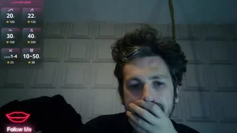Snapshot of fred271993 chatting on 06-17-26, 04:26 Britishbum online show from 06-17-26, 04:26