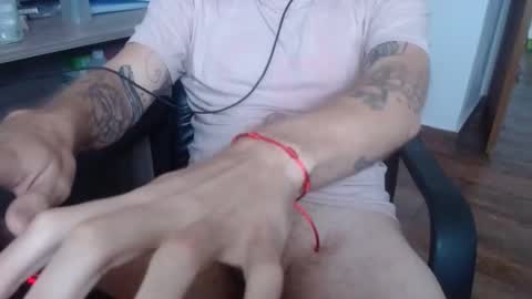 fredbkl2 online show from 02-16-25, 03:27