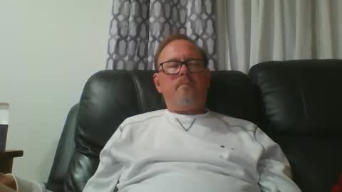 Snapshot of freddieknuck chatting on 04-29-26, 04:49 Just Fred online show from 04-29-26, 04:49