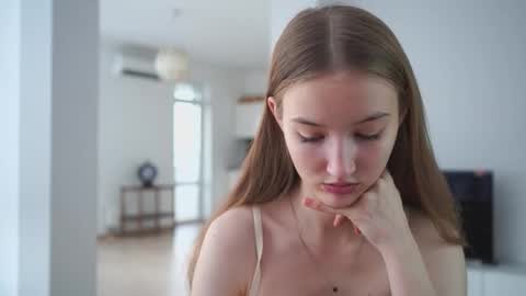 Snapshot of fredericabledsoe chatting on 09-13-25, 04:45 Amy online show from 09-13-25, 04:45