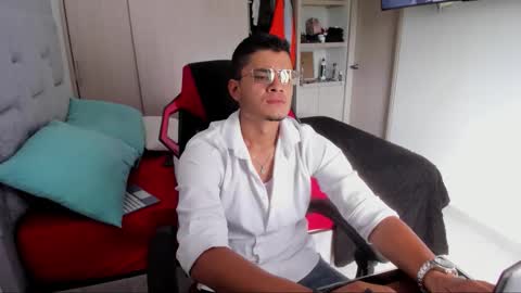 Frederic Sloan online show from 02-16-26, 04:58