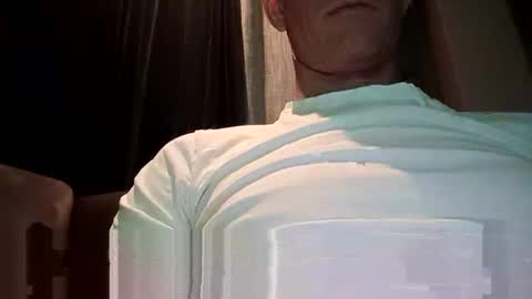 Snapshot of frederik47 chatting on 09-14-25, 07:02 Fredrik online show from 09-14-25, 07:02