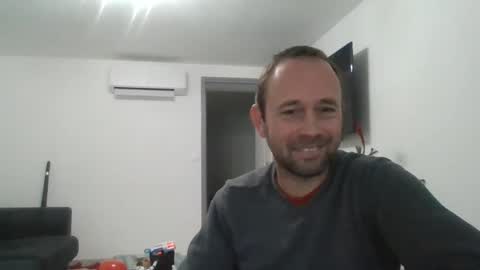 fredodu41 online show from 12-27-24, 03:37