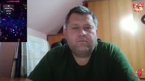 freeboy80180 online show from 12-04-25, 02:59