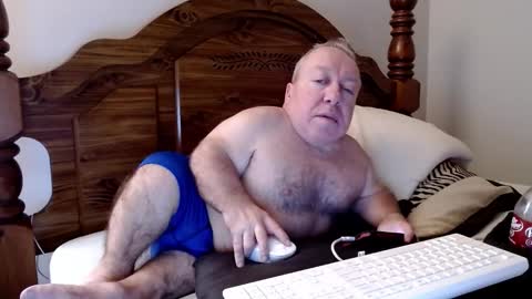 Cute Lil Man online show from 01-11-26, 05:56