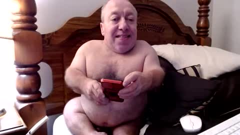 Snapshot of freemysoul4748 chatting on 05-16-26, 06:43 Cute Lil Man online show from 05-16-26, 06:43