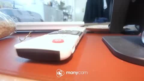 Snapshot of freeuptopia2 chatting on 01-31-25, 04:58 K-Dick online show from 01-31-25, 04:58