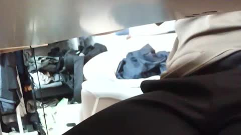 Snapshot of freeuptopia2 chatting on 09-30-25, 02:49 K-Dick online show from 09-30-25, 02:49