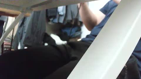 Snapshot of freeuptopia2 chatting on 10-18-25, 11:00 K-Dick online show from 10-18-25, 11:00