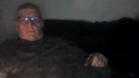 Snapshot of frefredo chatting on 01-14-26, 08:47 fred online show from 01-14-26, 08:47