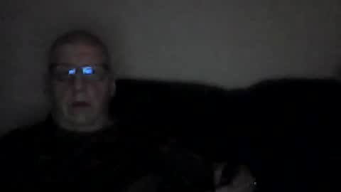 Snapshot of frefredo chatting on 01-15-26, 07:06 fred online show from 01-15-26, 07:06