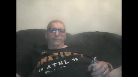 Snapshot of frefredo chatting on 02-01-26, 08:29 fred online show from 02-01-26, 08:29