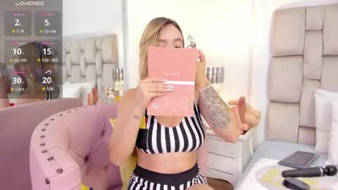 Snapshot of frehia_dimou chatting on 07-15-26, 01:27 Frehia online show from 07-15-26, 01:27