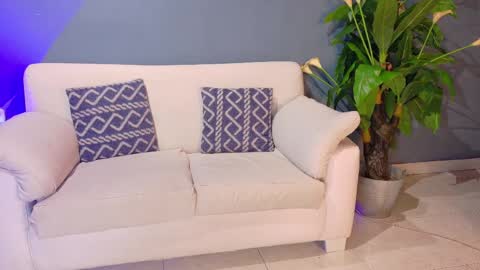 Xavier online show from 09-15-25, 01:16