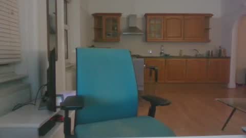 Snapshot of frenchbdmaninlondon chatting on 12-03-25, 07:56 Horny Paul online show from 12-03-25, 07:56