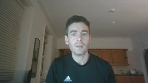 Snapshot of frenchbdmaninlondon chatting on 01-11-26, 06:57 Horny Paul online show from 01-11-26, 06:57