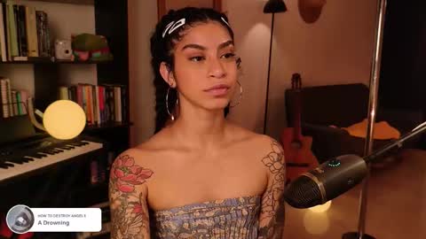 Vale online show from 12-16-25, 02:27