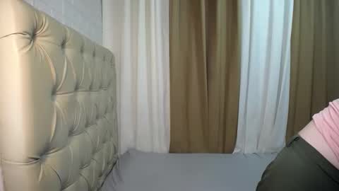 Savanna online show from 10-06-25, 06:33