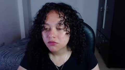 Snapshot of freud_x_louise1 chatting on 12-23-24, 03:29 Louise online show from 12-23-24, 03:29