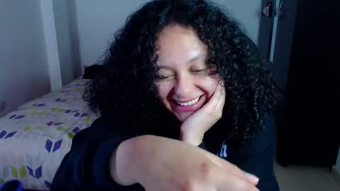 Snapshot of freud_x_louise1 chatting on 01-27-25, 07:14 Louise online show from 01-27-25, 07:14