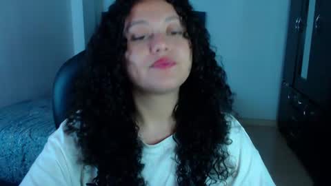 Louise  online show from 06-26-26, 12:09
