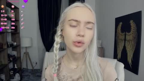 Freya online show from 02-16-26, 07:21