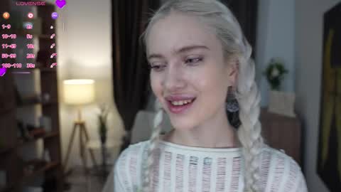 Freya online show from 03-15-26, 07:31