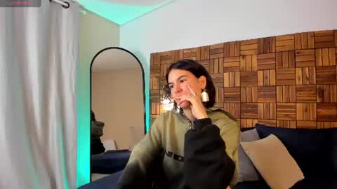 Snapshot of freyaa__1 chatting on 06-11-26, 02:15 Freya online show from 06-11-26, 02:15