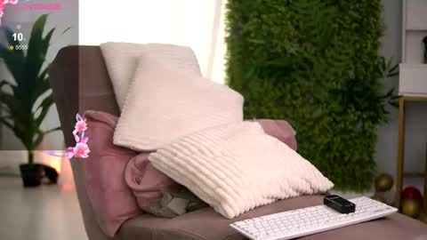 Snapshot of freyaheart chatting on 06-11-26, 11:19 freyaheart online show from 06-11-26, 11:19