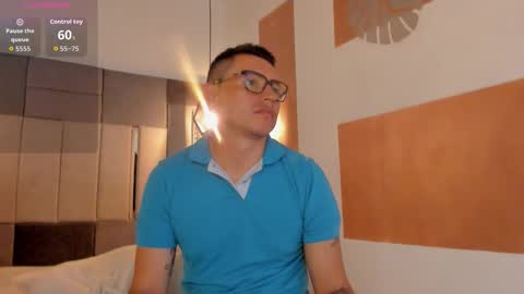 Snapshot of freyalane chatting on 10-09-25, 09:57 ALIS AND ALEX online show from 10-09-25, 09:57