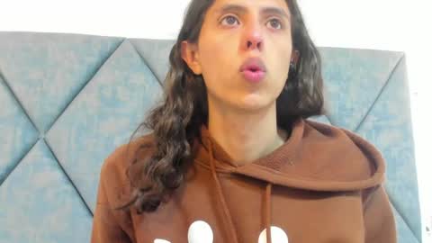 FreyaMoller  online show from 07-18-26, 07:17