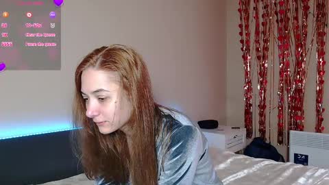 FreyaOliver online show from 04-01-26, 12:28