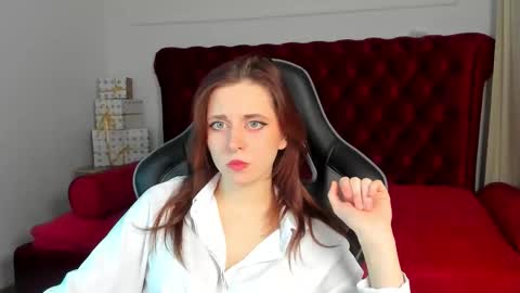 FreyaVey online show from 01-10-26, 05:31