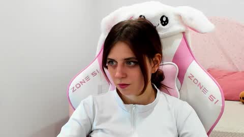 FreyaVey online show from 01-12-26, 05:34