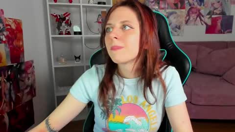 Snapshot of freyaveys chatting on 05-29-26, 06:22 FreyaVeys online show from 05-29-26, 06:22