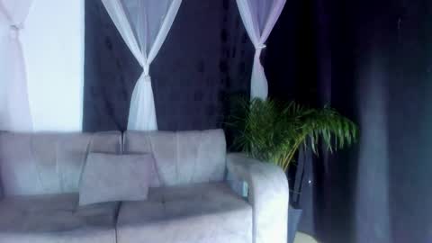 aura online show from 11-16-25, 03:34