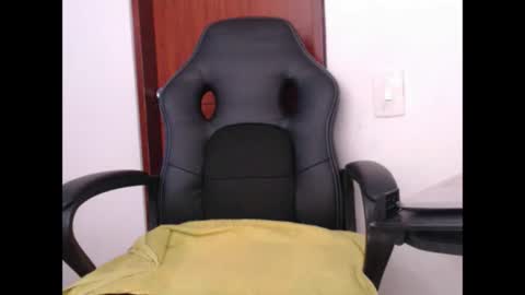 FREYJA LOREN online show from 10-12-25, 05:12