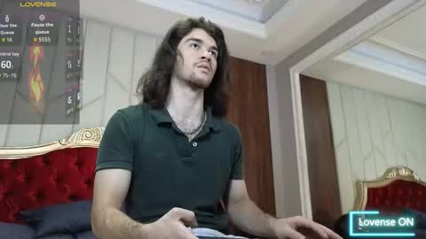 Snapshot of freyrvik chatting on 10-27-25, 06:23 freyrvik online show from 10-27-25, 06:23