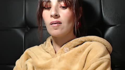 Snapshot of frida__x chatting on 01-28-25, 09:29 Frida online show from 01-28-25, 09:29