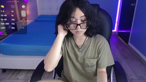 frida_lassi_ online show from 12-17-24, 03:28