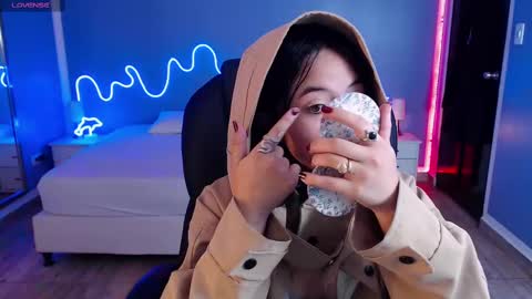 frida_lassi_ online show from 02-25-25, 12:03