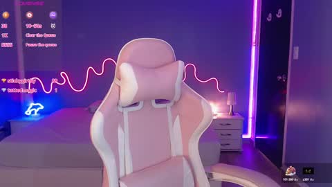 frida_lassi_ online show from 03-06-25, 05:54