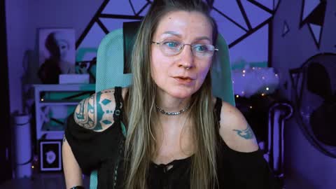 Snapshot of fridatander chatting on 01-23-25, 03:11 Frida Tander online show from 01-23-25, 03:11