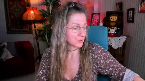 Snapshot of fridatander chatting on 02-14-25, 06:08 Frida Tander online show from 02-14-25, 06:08
