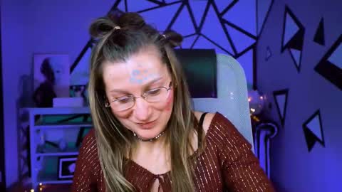 Snapshot of fridatander chatting on 02-16-25, 07:27 Frida Tander online show from 02-16-25, 07:27